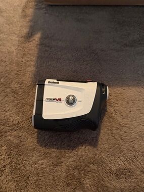 Bushnell Tour V4 White and Black Rangefinder